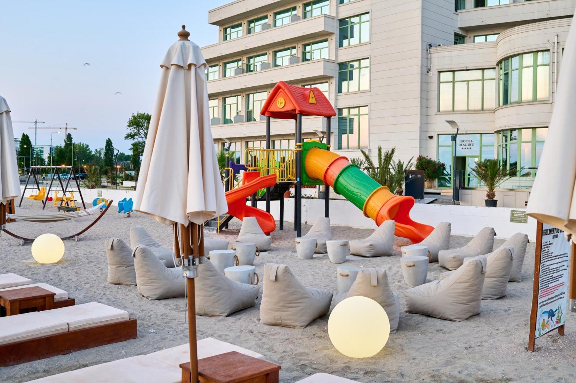 Hotel Malibu Mamaia Exteriér fotografie